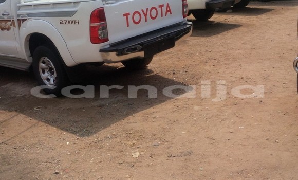 Acheter Neuf Voiture Toyota Hilux Blanc à Ikeja, État de Lagos Acheter Neuf Voiture Toyota Hilux Blanc à Ikeja, État de Lagos