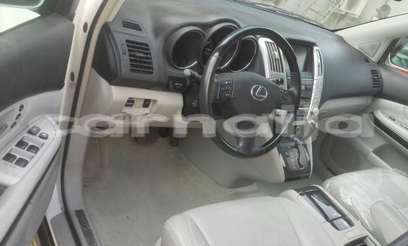 Acheter Neuf Voiture Lexus RX 330 Blanc à Ipokia, État d'Ogun Acheter Neuf Voiture Lexus RX 330 Blanc à Ipokia, État d'Ogun