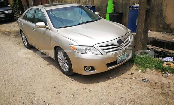 Acheter Occasion Voiture Toyota Camry Beige à Lagos, État de Lagos Acheter Occasion Voiture Toyota Camry Beige à Lagos, État de Lagos