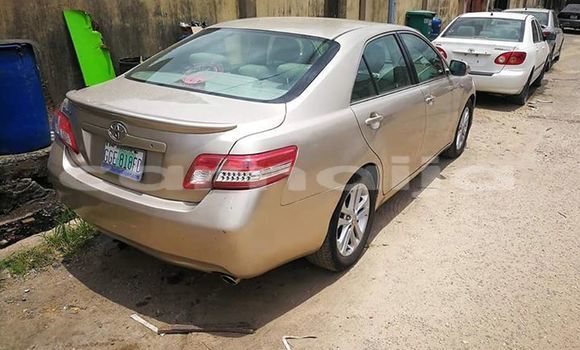Acheter Occasion Voiture Toyota Camry Beige à Lagos, État de Lagos Acheter Occasion Voiture Toyota Camry Beige à Lagos, État de Lagos