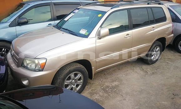 Acheter Occasion Voiture Toyota Highlander Beige à Lagos, État de Lagos Acheter Occasion Voiture Toyota Highlander Beige à Lagos, État de Lagos