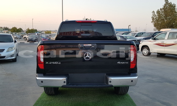 Acheter Neuf Voiture Mercedes-Benz X-klasse Concept Noir à Abadan, Borno Acheter Neuf Voiture Mercedes-Benz X-klasse Concept Noir à Abadan, Borno
