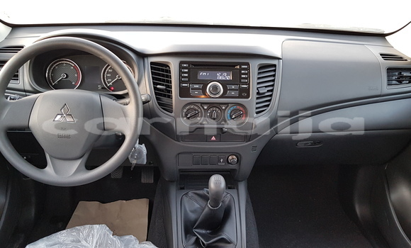 Acheter Neuf Voiture Mitsubishi L200 Blanc à Abadan, Borno Acheter Neuf Voiture Mitsubishi L200 Blanc à Abadan, Borno