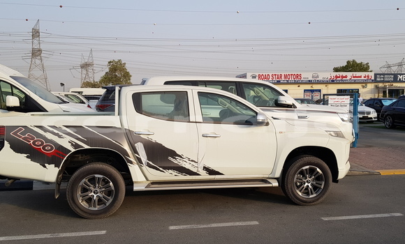 Acheter Neuf Voiture Mitsubishi L200 Blanc à Abadan, Borno Acheter Neuf Voiture Mitsubishi L200 Blanc à Abadan, Borno