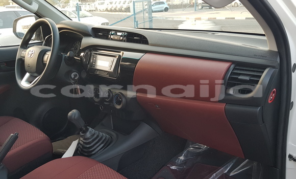 Acheter Neuf Voiture Toyota Hilux Blanc à Abadan, Borno Acheter Neuf Voiture Toyota Hilux Blanc à Abadan, Borno