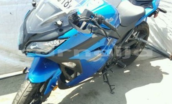 Acheter Import Moto Kawasaki Ninja Vert à Lagos, État de Lagos Acheter Import Moto Kawasaki Ninja Vert à Lagos, État de Lagos