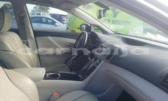 Buy New Toyota Venza Silver Car in Lagos in Lagos State Buy New Toyota Venza Silver Car in Lagos in Lagos State