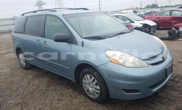 Buy New Toyota Sienna Silver Car in Badagry in Lagos State