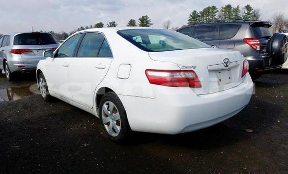 Buy New Toyota Camry White Car in Badagry in Lagos State Buy New Toyota Camry White Car in Badagry in Lagos State