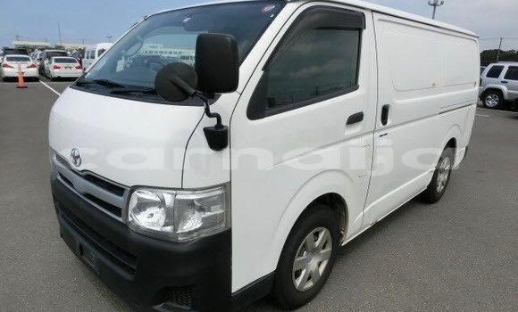 Acheter Neuf Voiture Toyota Verso Blanc à Badagry, État de Lagos Acheter Neuf Voiture Toyota Verso Blanc à Badagry, État de Lagos