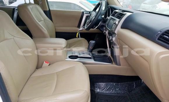 Acheter Neuf Voiture Toyota 4Runner Blanc à Lagos, État de Lagos Acheter Neuf Voiture Toyota 4Runner Blanc à Lagos, État de Lagos