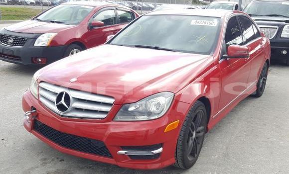 Acheter Neuf Voiture Mercedes-Benz C–Class Rouge à Badagry, État de Lagos Acheter Neuf Voiture Mercedes-Benz C–Class Rouge à Badagry, État de Lagos
