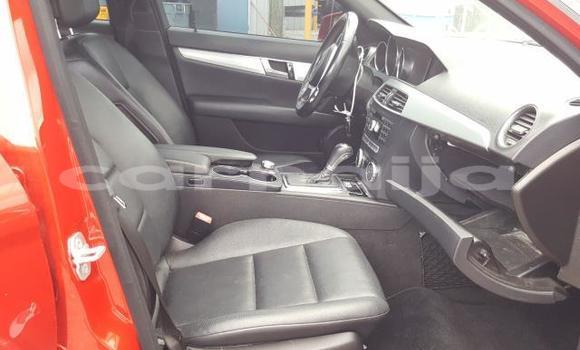 Acheter Neuf Voiture Mercedes-Benz C–Class Rouge à Badagry, État de Lagos Acheter Neuf Voiture Mercedes-Benz C–Class Rouge à Badagry, État de Lagos