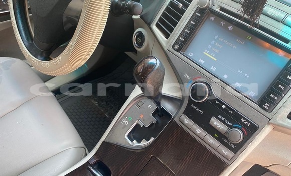 Buy New Toyota Venza Silver Car in Abuja in Lagos State Buy New Toyota Venza Silver Car in Abuja in Lagos State