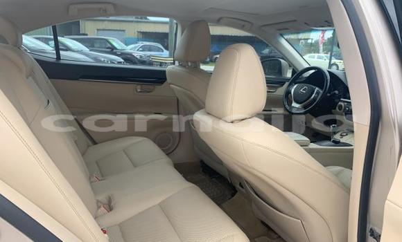 Buy New Lexus ES Silver Car in Badagry in Lagos State Buy New Lexus ES Silver Car in Badagry in Lagos State