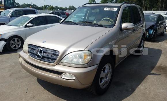 Acheter Neuf Voiture Mercedes-Benz ML–Class Gris à Badagry, État de Lagos Acheter Neuf Voiture Mercedes-Benz ML–Class Gris à Badagry, État de Lagos