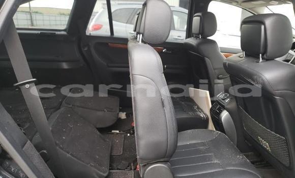 Buy New Mercedes-Benz R–Class Black Car in Badagry in Lagos State Buy New Mercedes-Benz R–Class Black Car in Badagry in Lagos State