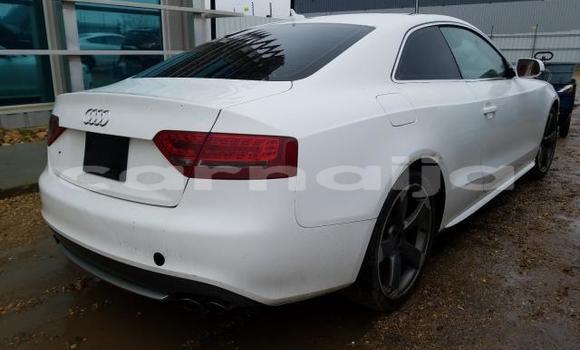 Acheter Neuf Voiture Audi A5 Blanc à Badagry, État de Lagos Acheter Neuf Voiture Audi A5 Blanc à Badagry, État de Lagos