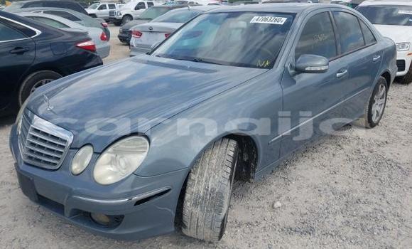 Acheter Neuf Voiture Mercedes-Benz E–Class Bleu à Badagry, État de Lagos Acheter Neuf Voiture Mercedes-Benz E–Class Bleu à Badagry, État de Lagos