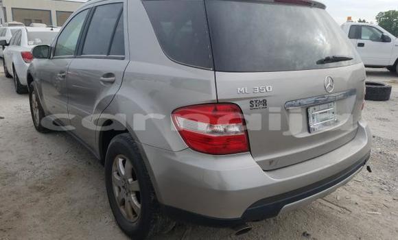 Acheter Neuf Voiture Mercedes-Benz ML–Class Gris à Badagry, État de Lagos Acheter Neuf Voiture Mercedes-Benz ML–Class Gris à Badagry, État de Lagos