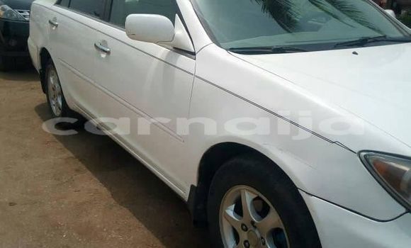 Acheter Occasion Voiture Toyota Camry Blanc à Lagos, État de Lagos Acheter Occasion Voiture Toyota Camry Blanc à Lagos, État de Lagos