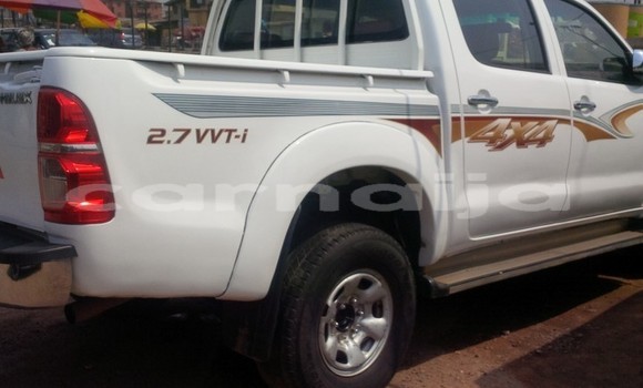 Acheter Neuf Voiture Toyota Hilux Blanc à Abeokuta, État d'Ogun Acheter Neuf Voiture Toyota Hilux Blanc à Abeokuta, État d'Ogun