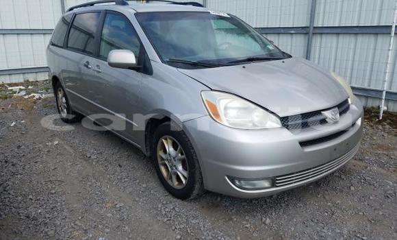 Buy New Toyota Sienna Silver Car in Badagry in Lagos State