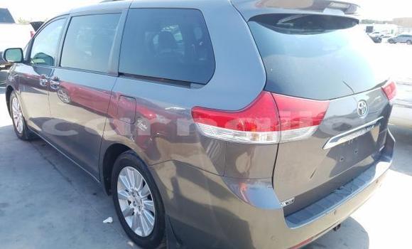 Buy New Toyota Sienna Black Car in Badagry in Lagos State