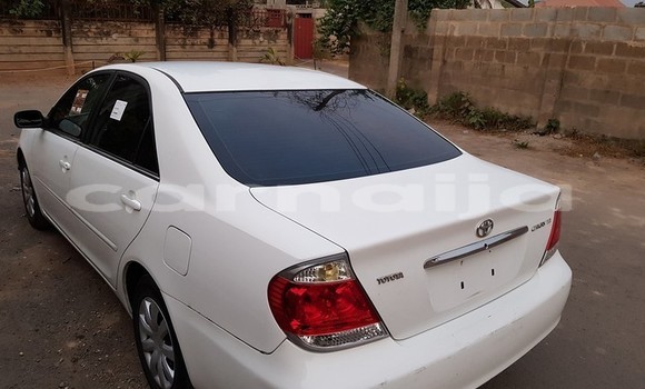 Acheter Neuf Voiture Toyota Camry Blanc à Abeokuta, État d'Ogun Acheter Neuf Voiture Toyota Camry Blanc à Abeokuta, État d'Ogun