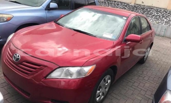Acheter Occasion Voiture Toyota Camry Rouge à Lagos, État de Lagos Acheter Occasion Voiture Toyota Camry Rouge à Lagos, État de Lagos