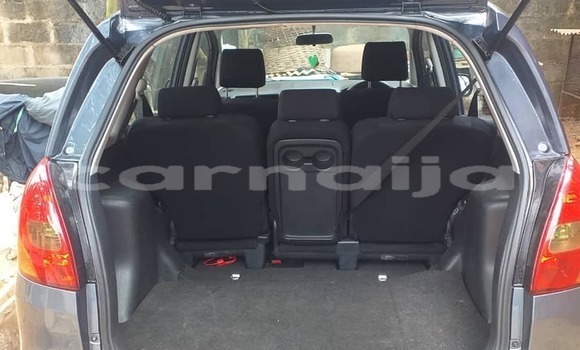 Acheter Occasion Voiture Toyota Corolla Verso Bleu à Lagos, État de Lagos Acheter Occasion Voiture Toyota Corolla Verso Bleu à Lagos, État de Lagos