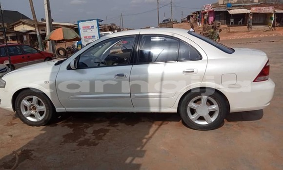 Acheter Occasion Voiture Nissan Sunny Blanc à Lagos, État de Lagos Acheter Occasion Voiture Nissan Sunny Blanc à Lagos, État de Lagos