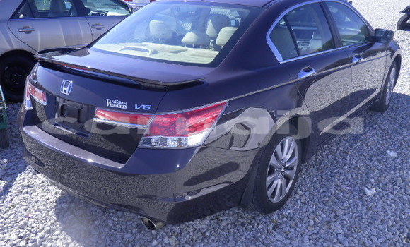 Acheter Import Voiture Honda Accord Noir à Afaha Ikot Ebak, État d'Akwa Ibom Acheter Import Voiture Honda Accord Noir à Afaha Ikot Ebak, État d'Akwa Ibom