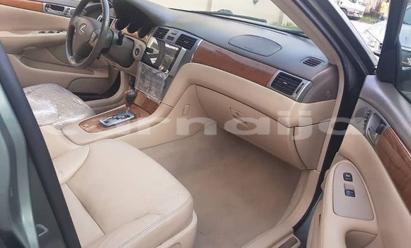 Acheter Import Voiture Lexus ES Beige à Amaigbo, État d'Imo Acheter Import Voiture Lexus ES Beige à Amaigbo, État d'Imo