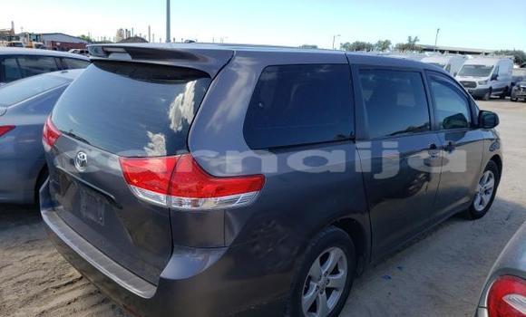 Acheter Occasion Voiture Toyota Sienna Noir à Lagos, État de Lagos Acheter Occasion Voiture Toyota Sienna Noir à Lagos, État de Lagos