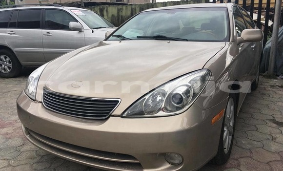 Acheter Import Voiture Lexus ES 300 Beige à Port Harcourt, Rivers State