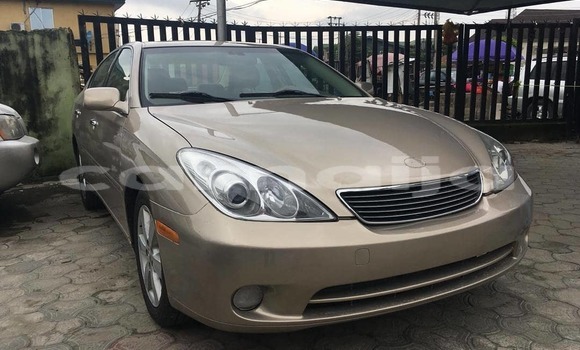 Acheter Import Voiture Lexus ES 300 Beige à Port Harcourt, Rivers State Acheter Import Voiture Lexus ES 300 Beige à Port Harcourt, Rivers State