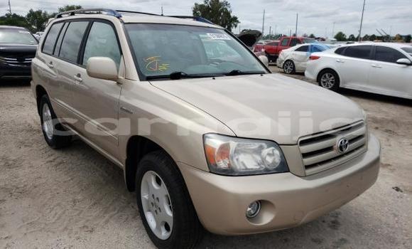Buy Used Toyota Highlander Beige Car in Badagry in Lagos State Buy Used Toyota Highlander Beige Car in Badagry in Lagos State