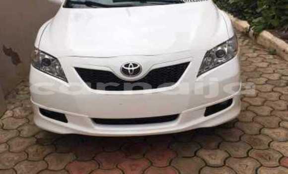 Acheter Neuf Voiture Toyota Camry Blanc à Abeokuta, État d'Ogun Acheter Neuf Voiture Toyota Camry Blanc à Abeokuta, État d'Ogun