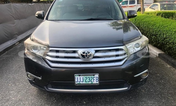 Acheter Occasion Voiture Toyota Highlander Noir à Lagos, État de Lagos Acheter Occasion Voiture Toyota Highlander Noir à Lagos, État de Lagos