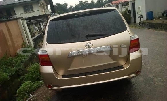 Acheter Occasion Voiture Toyota Highlander Marron à Lagos, État de Lagos Acheter Occasion Voiture Toyota Highlander Marron à Lagos, État de Lagos