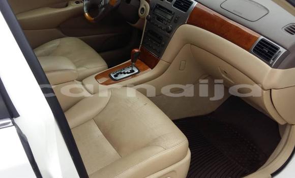 Acheter Occasion Voiture Lexus ES Blanc à Lagos, État de Lagos Acheter Occasion Voiture Lexus ES Blanc à Lagos, État de Lagos