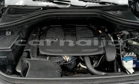 Acheter Occasion Voiture Mercedes-Benz ML–Class Noir à Lagos, État de Lagos Acheter Occasion Voiture Mercedes-Benz ML–Class Noir à Lagos, État de Lagos