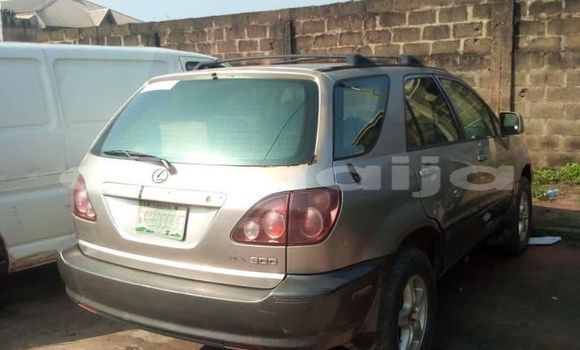 Acheter Occasion Voiture Lexus RX 300 Gris à Lagos, État de Lagos Acheter Occasion Voiture Lexus RX 300 Gris à Lagos, État de Lagos