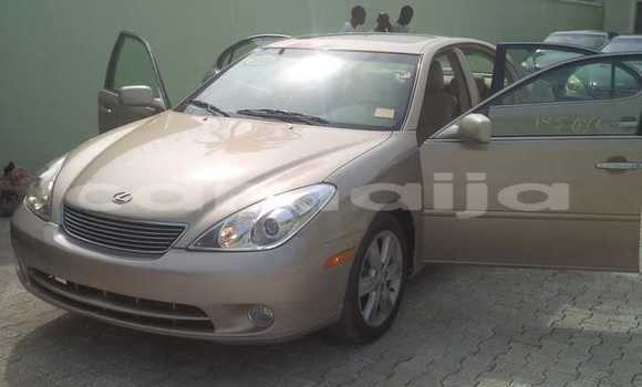 Acheter Occasion Voiture Lexus ES Gris à Abeokuta, État d'Ogun Acheter Occasion Voiture Lexus ES Gris à Abeokuta, État d'Ogun