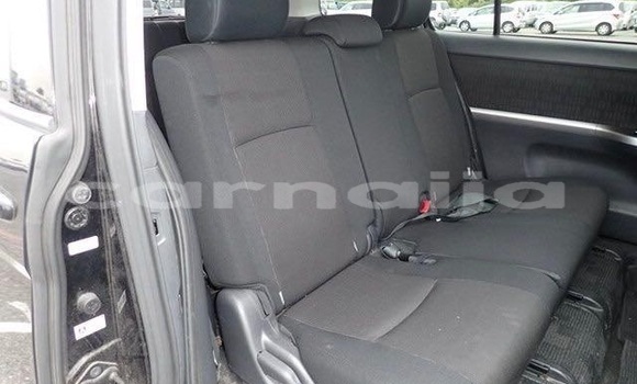 Acheter Neuf Voiture Toyota ISis Noir à Badagry, État de Lagos Acheter Neuf Voiture Toyota ISis Noir à Badagry, État de Lagos