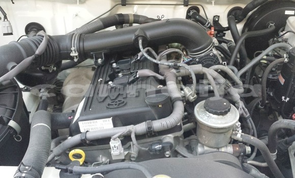 Buy Import Toyota Hilux White Car in Daura in Katsina Buy Import Toyota Hilux White Car in Daura in Katsina