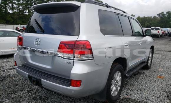 Buy New Toyota Land Cruiser Silver Car in Badagry in Lagos State Buy New Toyota Land Cruiser Silver Car in Badagry in Lagos State