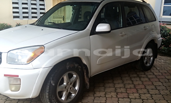 Buy Used Toyota RAV4 White Car in Ikotun in Lagos State