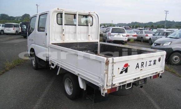 Acheter Neuf Voiture Toyota Dyna Blanc à Badagry, État de Lagos Acheter Neuf Voiture Toyota Dyna Blanc à Badagry, État de Lagos